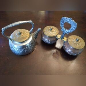 Vintage Teapot Metal Set Of Two ~ Azteca's Marca Registrada Industria Argentina